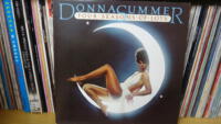 2_077-Donna-Summer
