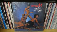 2_105-BoneyM
